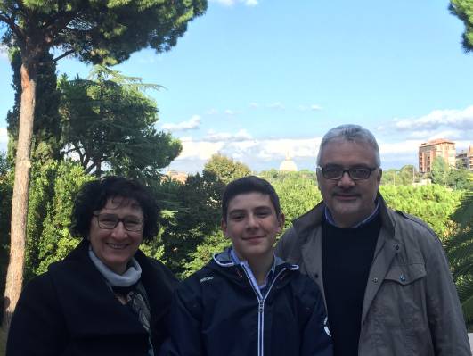 Pietro con i suoi genitori